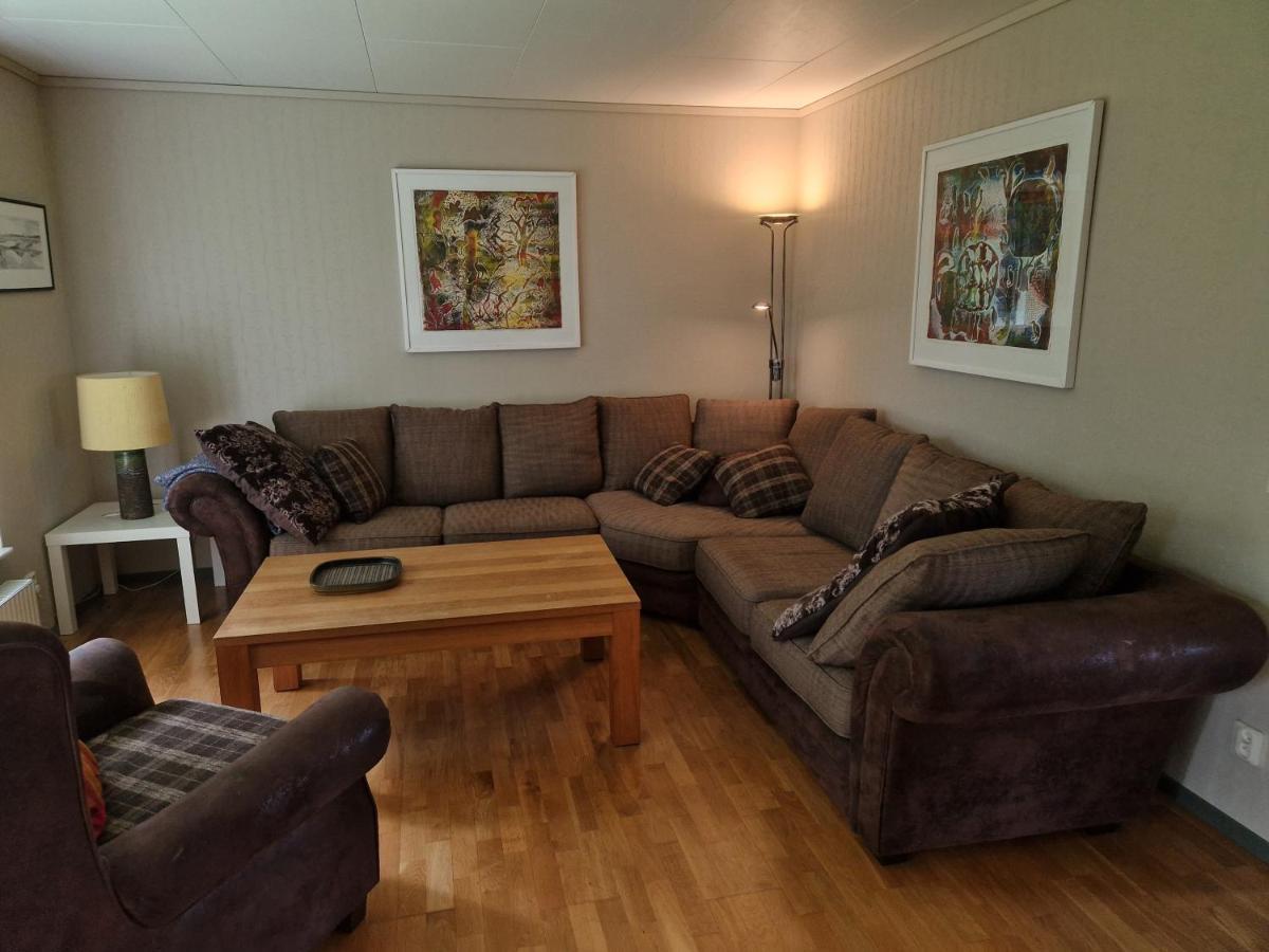 Lantlig Villa Utanfoer Uppsala Alunda Exteriér fotografie